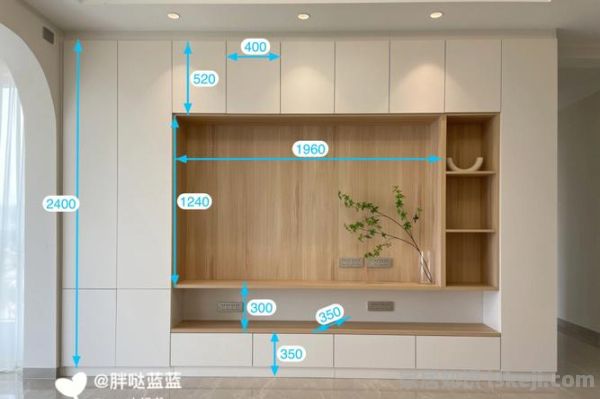 定制落地电视柜高度是多少好看？ 电视柜定制怎么做好看 